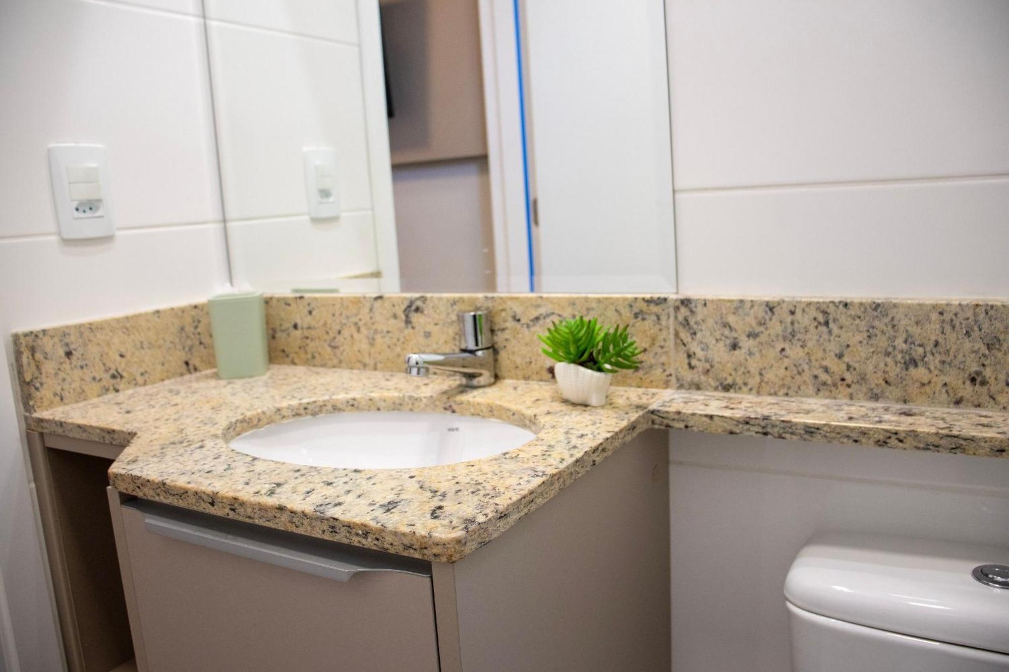 Apartamento #202.apto Novo, 300 Metros Da Praia, Com Piscina *