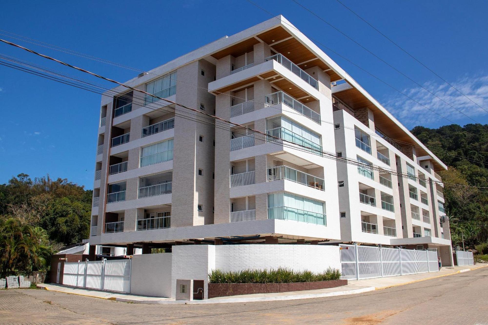 #202.apto Novo, 300 Metros Da Praia, Com Piscina Apartamento *